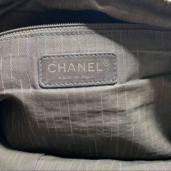 Chanel Timeless vintage satchel - Picture 10 of 16